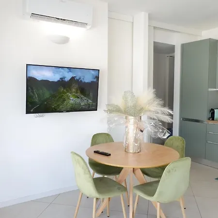Calypso Luxury Pool&spa Apartment *