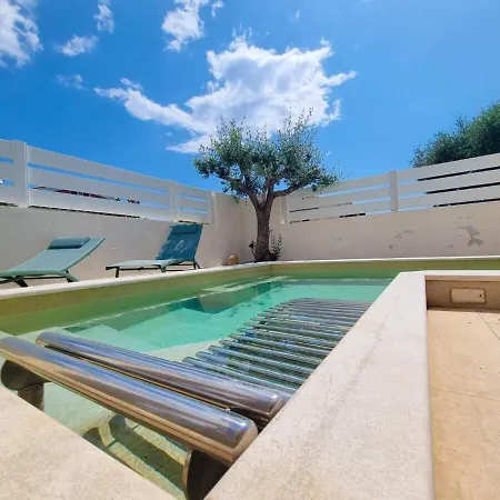 Calypso Luxury Pool&spa Pula