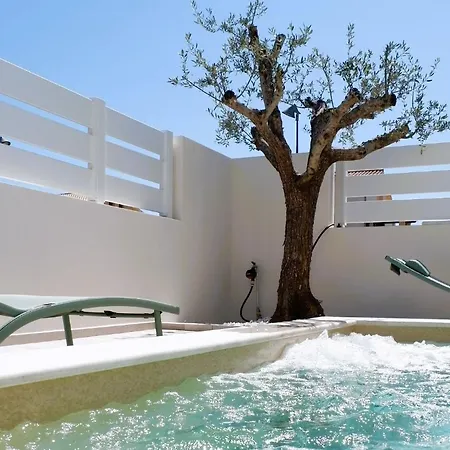 Calypso Luxury Pool&spa