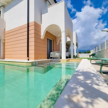 Calypso Luxury Pool&spa Appartamento Pula